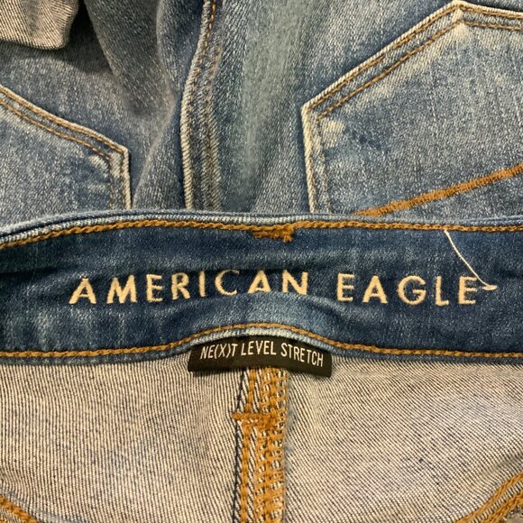 American Eagle Stretch Hi Rise Shortie Denim Cutoff Shorts Size 4 - Picture 8 of 10